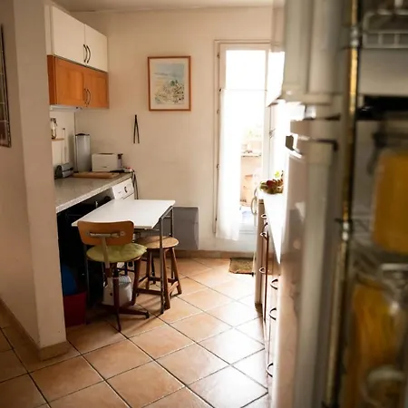 78m2 Bright With Balcony And Parking Appartement