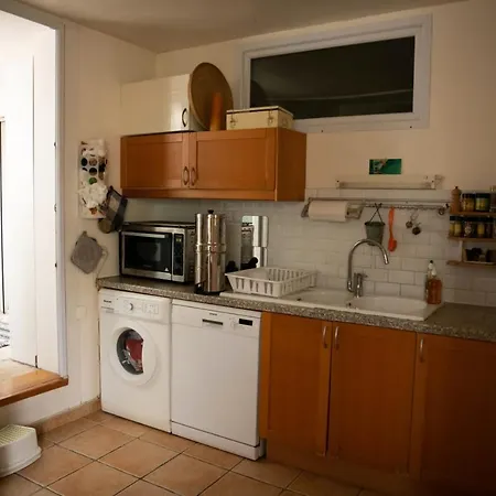 78m2 Bright With Balcony And Parking * Vanves