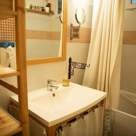 Appartement 78m2 Bright With Balcony And Parking *